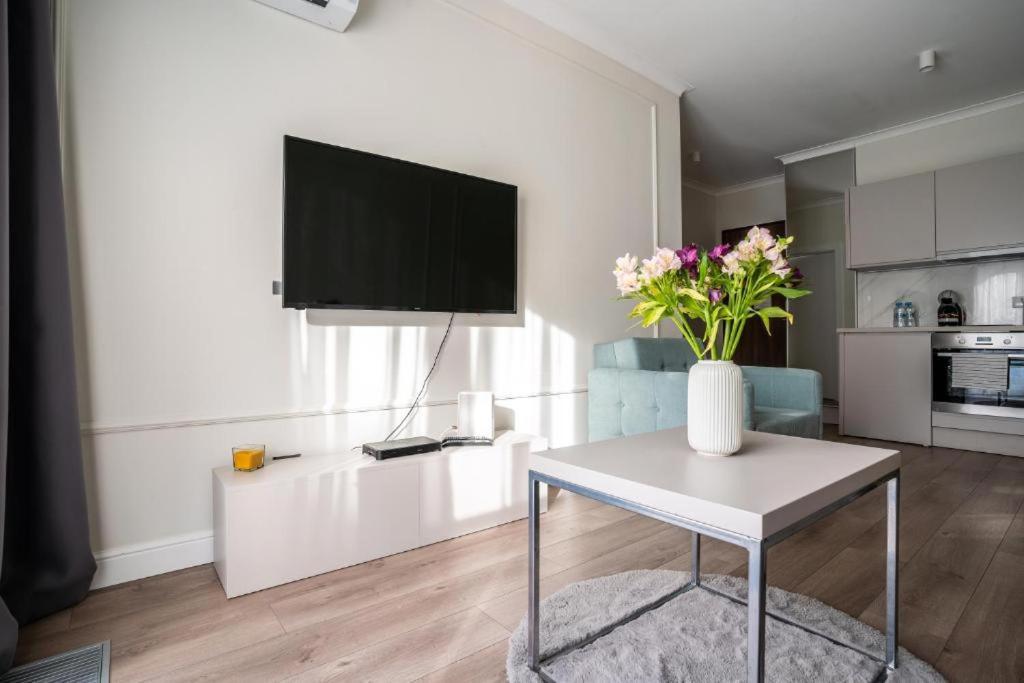 Mennica Residence Apartments Varsovie Extérieur photo